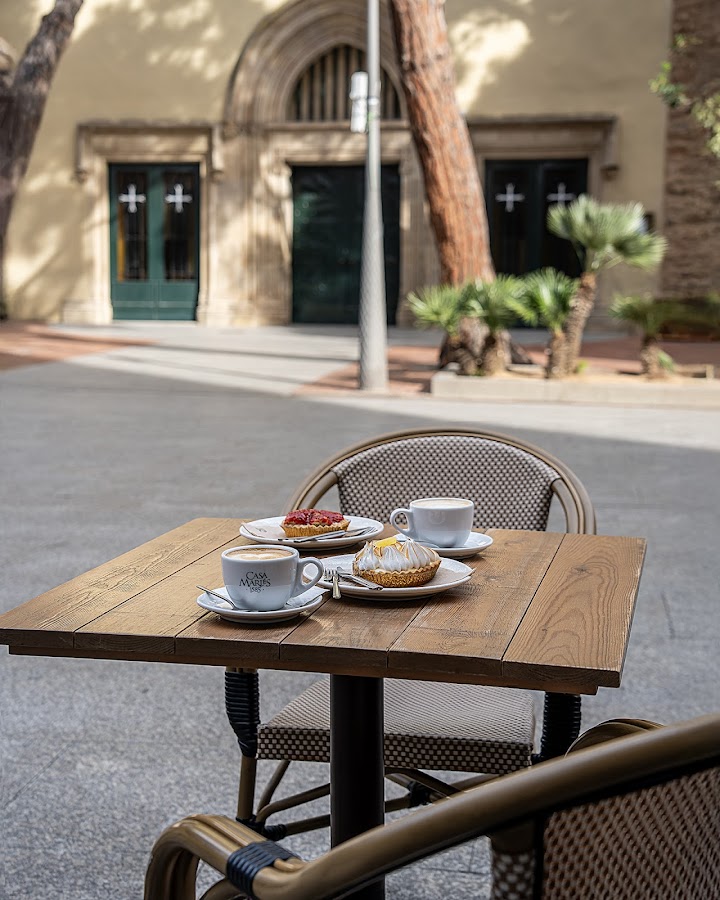 CASA MARLÉS •1585•