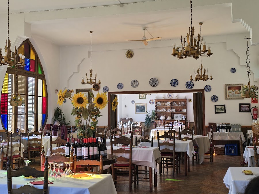 Hostal Bofill S.L. vacances del 1 al 15 setembre ambdós inclosos