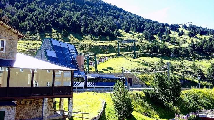 Hostal Porta De Núria