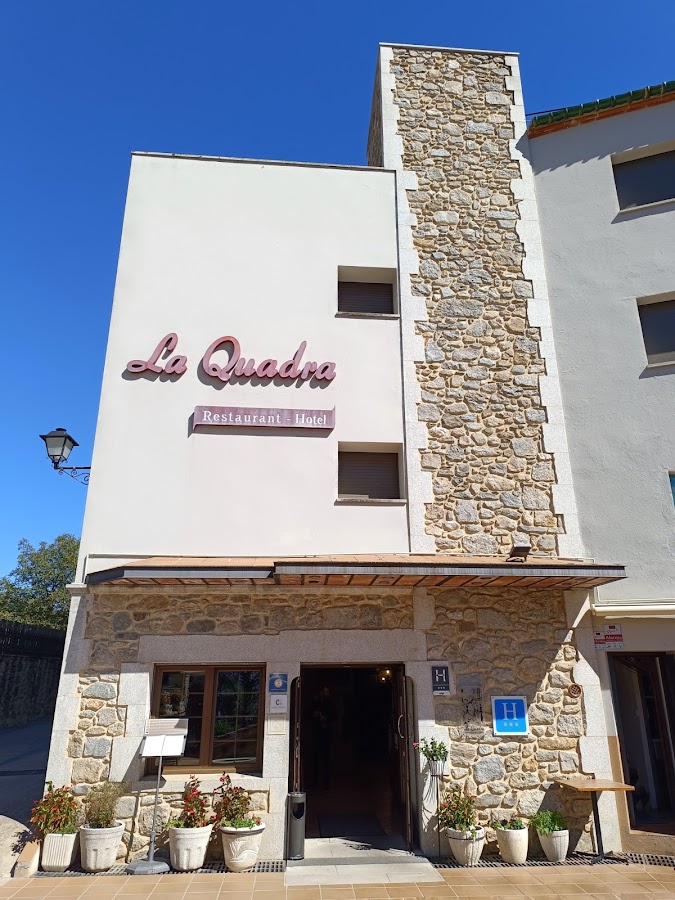 La Quadra Restaurant