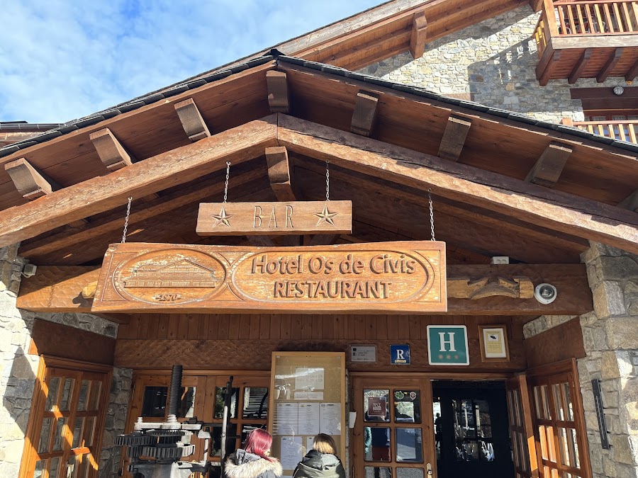 Restaurante Hotel os de civis